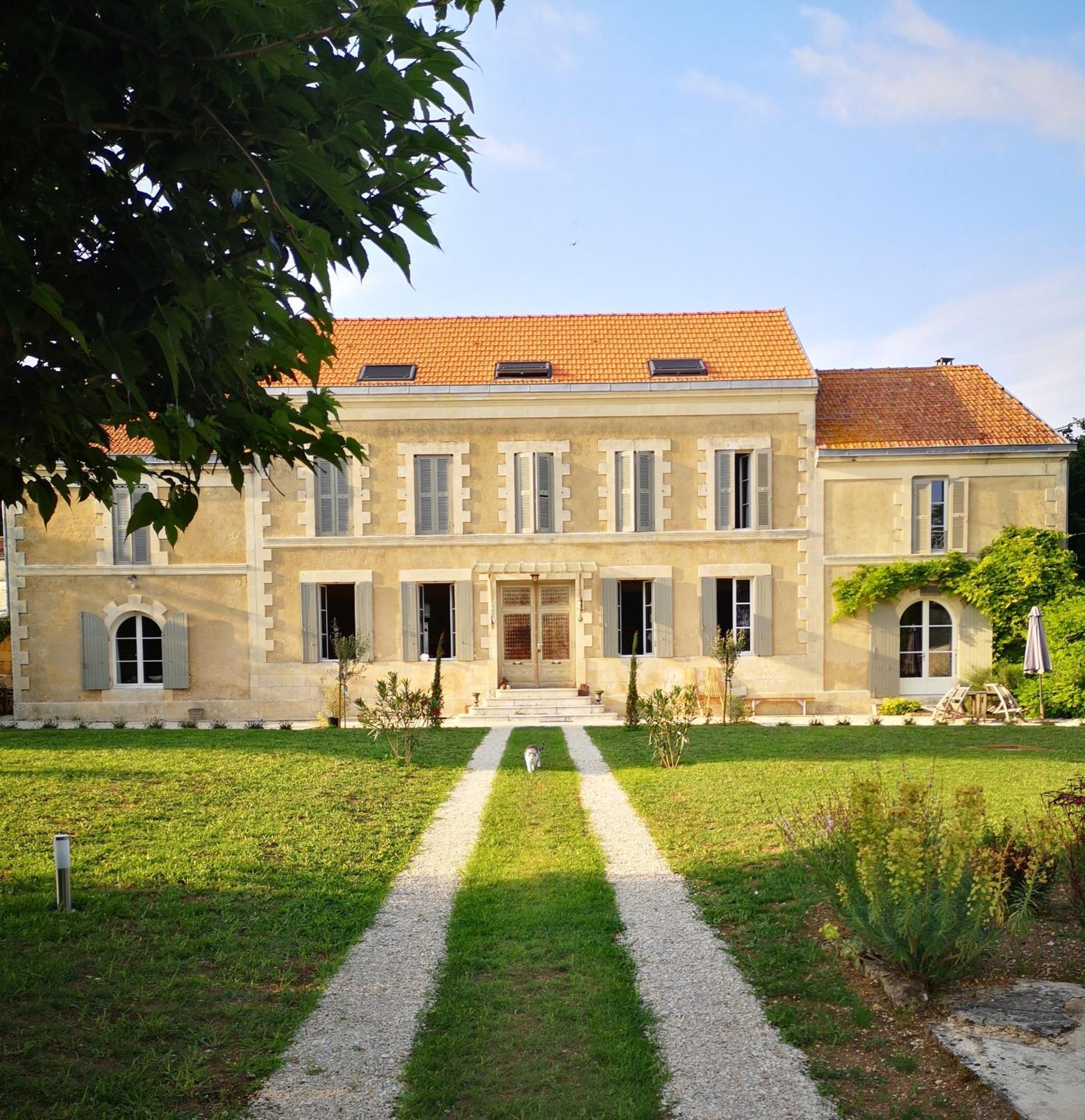 Bed and Breakfast La Burie Saint-Savinien Zewnętrze zdjęcie